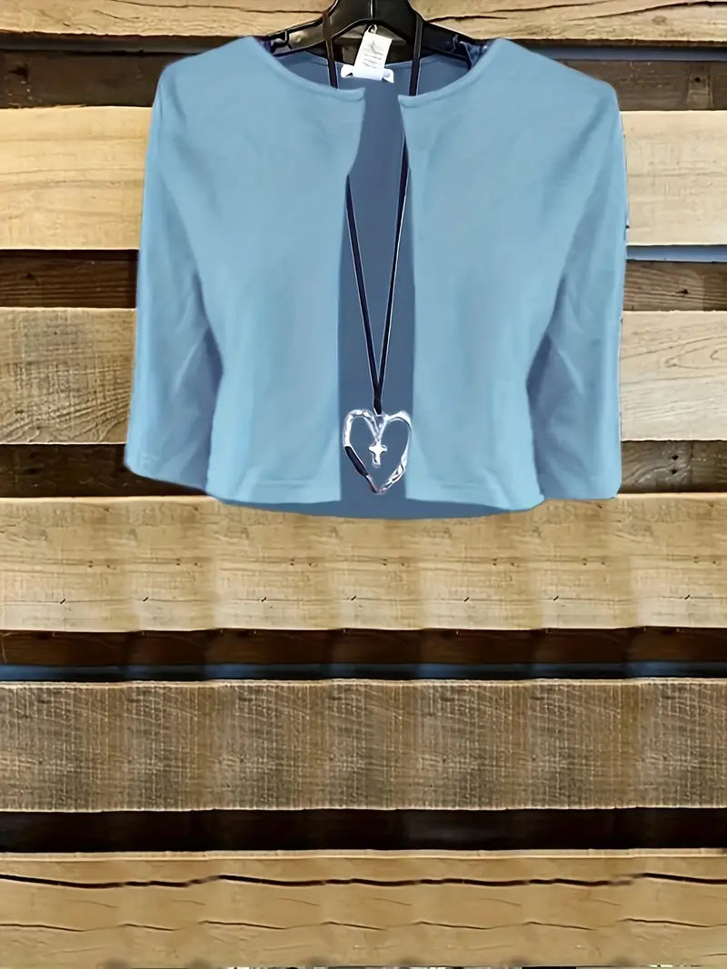 Chic Floral Two-Piece Set with Solid Crop Top and Round Neck