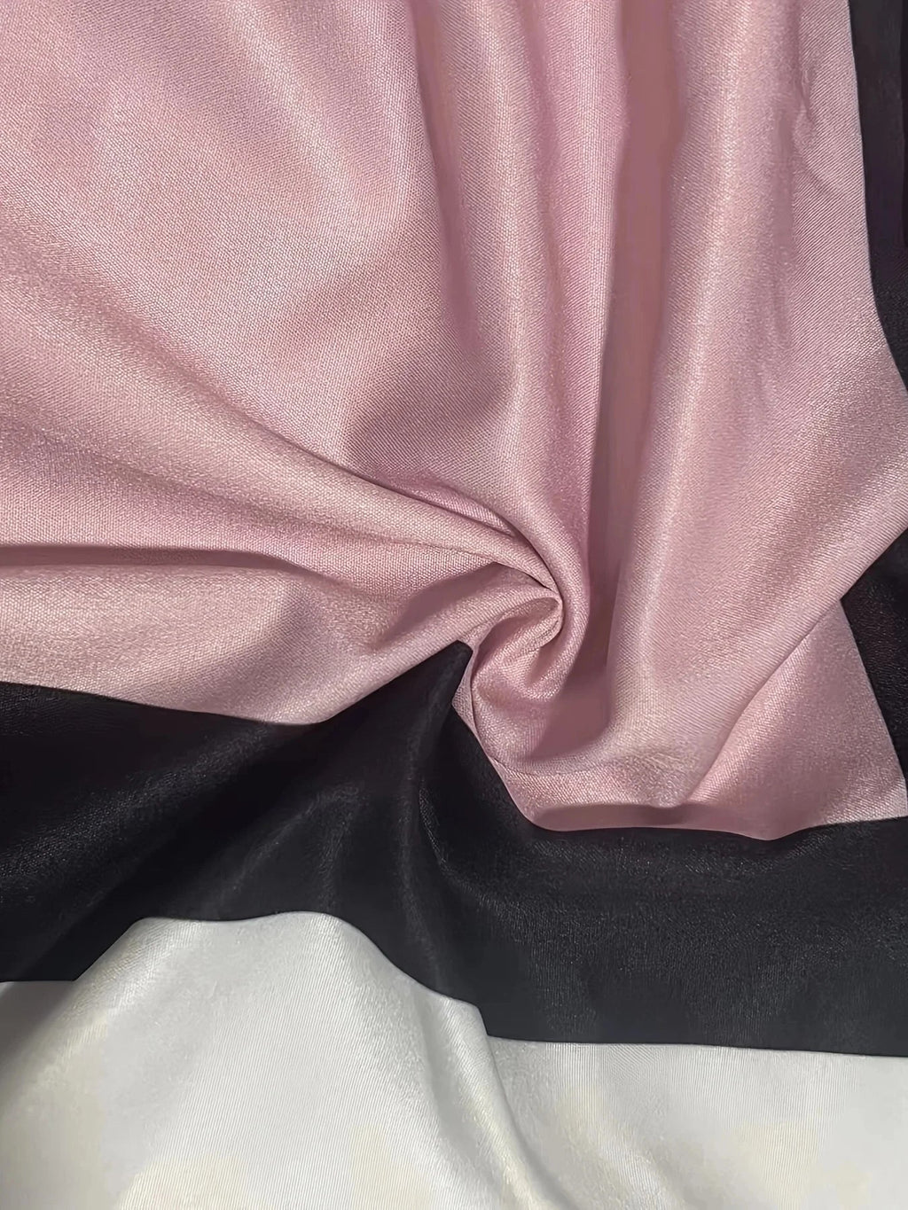 Chic Design Buttoned Elegant Robe