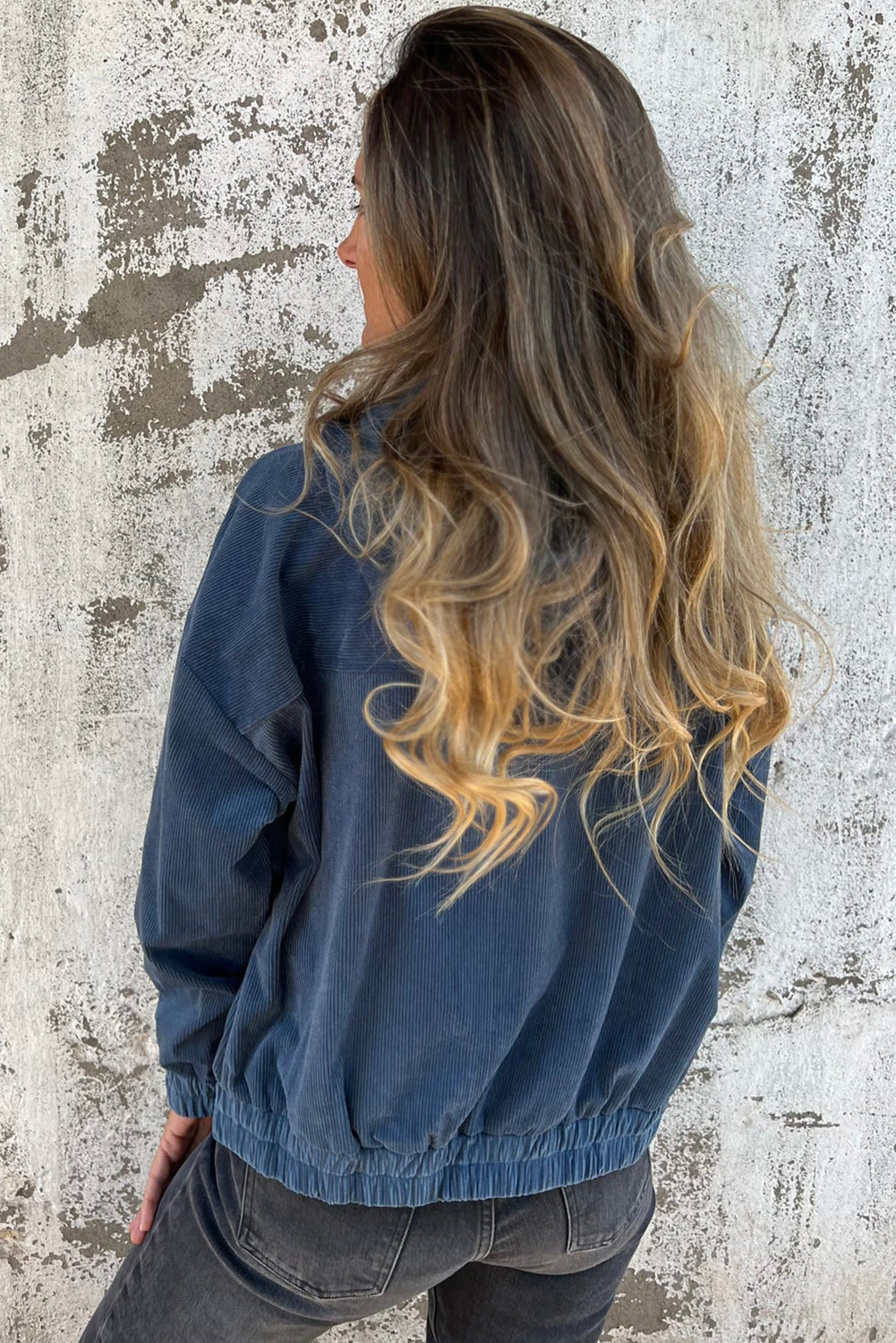 Veste à Capuche Teal avec Fermeture Éclair et Cordon de Serrage