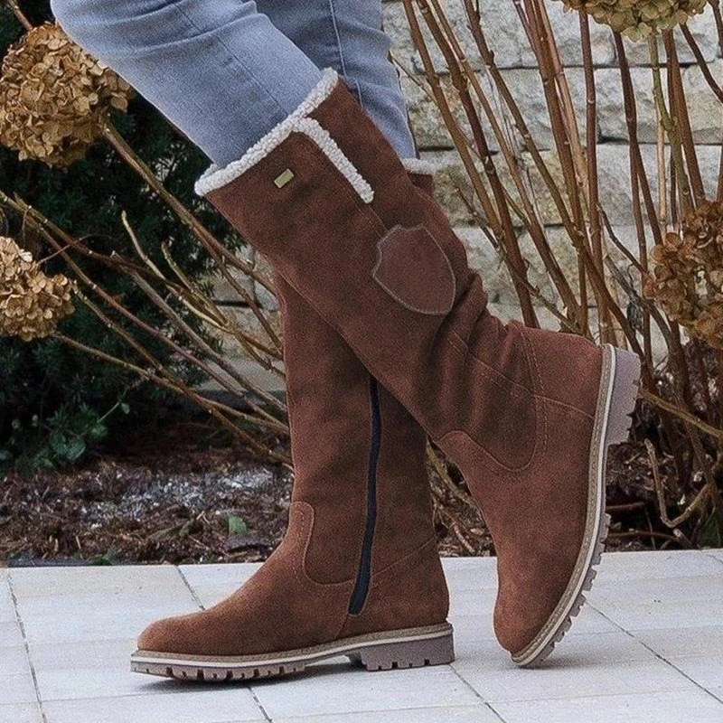 Bottes d'Hiver Confort Linda pour Femmes" can be rewritten as "Linda Women's Comfortable Winter Boots.