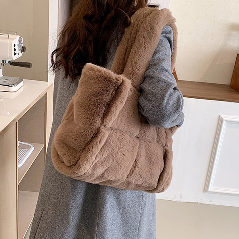 Dante Sac à Main en Peluche | Accessoire d'Hiver Élégant pour Femmes
