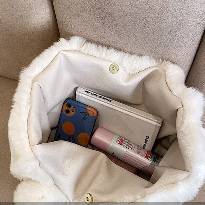 Dante Sac à Main en Peluche | Accessoire d'Hiver Élégant pour Femmes