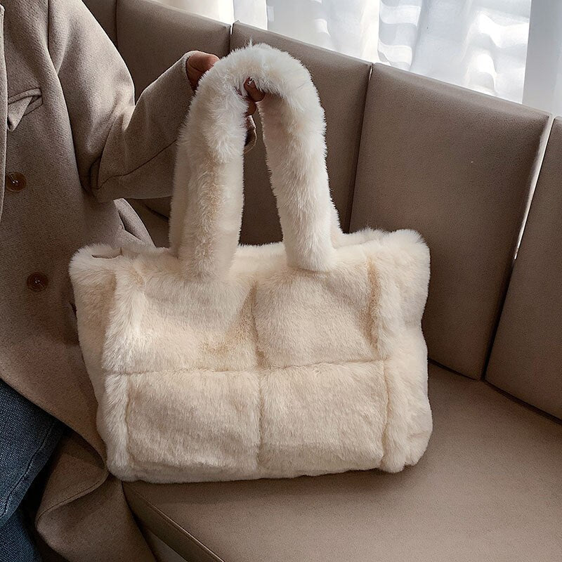 Dante Sac à Main en Peluche | Accessoire d'Hiver Élégant pour Femmes