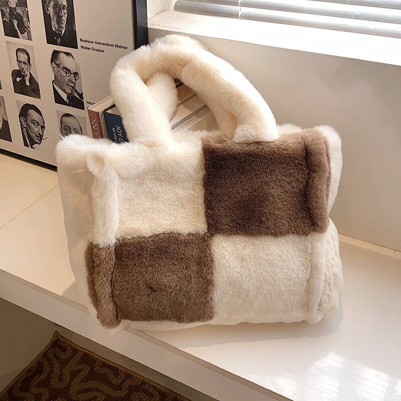Dante Sac à Main en Peluche | Accessoire d'Hiver Élégant pour Femmes