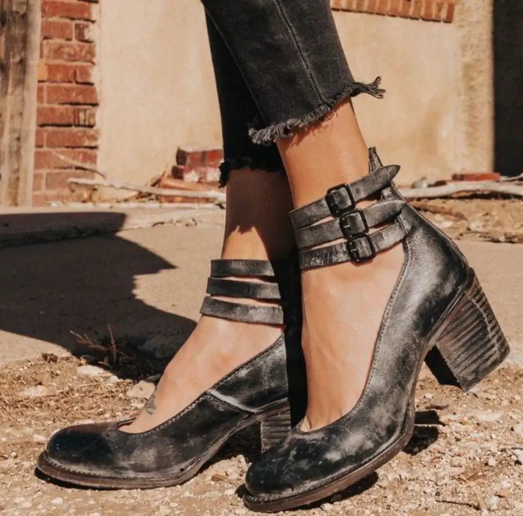 Aniek - Stylish Retro Heels